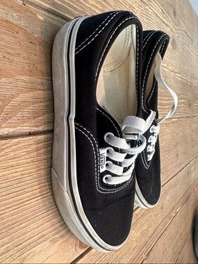 Vans Black and White Low-Top Lace-Up Sneakers